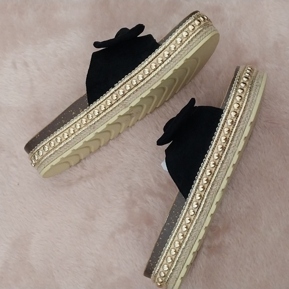 Linzi velvet suedette feel black bow and gold studded slider sandals size 7-8 - Picture 7 of 7